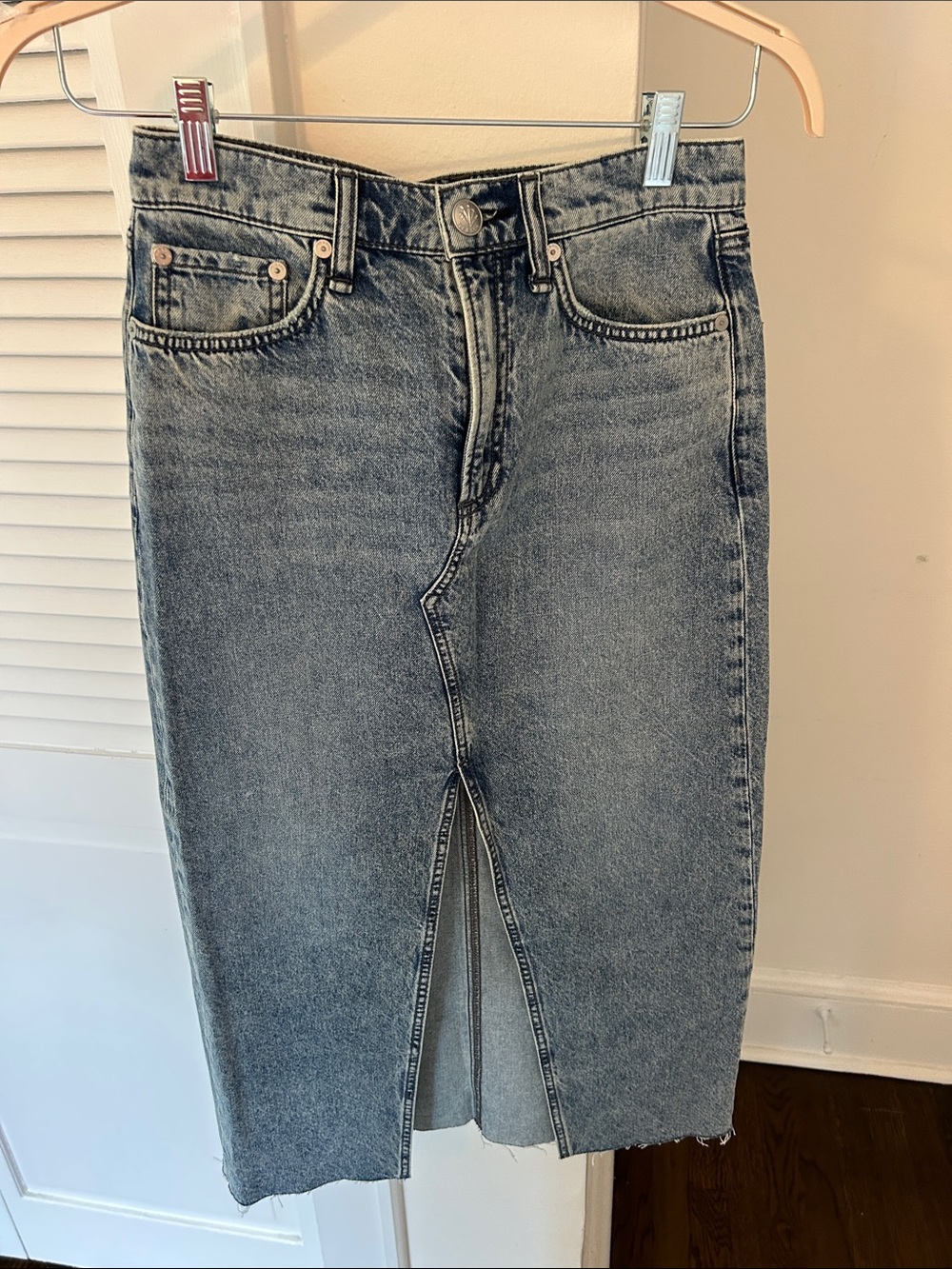 rag & bone Women's Grey Straight-Leg Denim Skirt with Front Slit